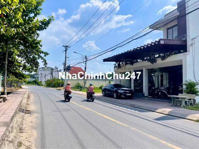 Chị Thắm gửi bán lô đất 225m2,10x20 nở hậu Thị Trấn Củ Chi,Full Thổ !!