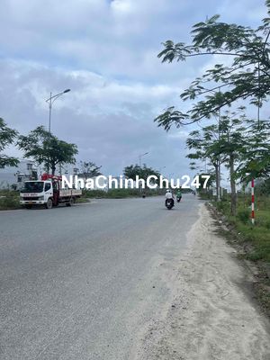 TÔI CHÍNH CHỦ CẦN BÁN LÔ GÓC NGÃ TƯ ĐƯỜNG 10.5M KHU DT SINH THÁI