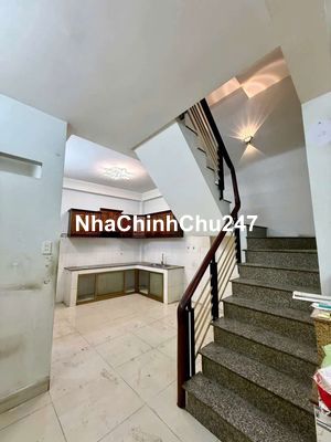 Nhà chín chủ phường 7