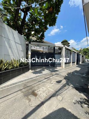 NGỘP, GẤP BÁN_7 chỗ vào nhà_6.6x19m, sổ vuông_1 trục ra MT_1 đời chủ