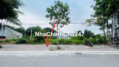 Bán lô đất mặt tiền đường số 9, trung tâm thị trấn Long Điền