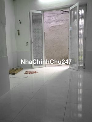 Chính chủ, nhà Q4 gần đường lớn, nhà trống, 3 phòng ngủ