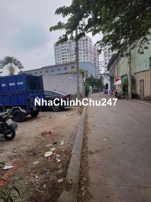 Đất thổ cư Nguyễn Văn Quá hẻm thông kênh Tham Lương.