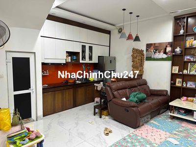 chính chủ bán nhà 43m/2 bằng B gần trường cấp 2 linh đàm