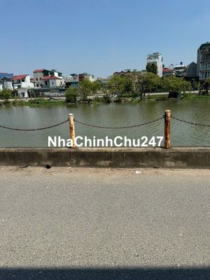 Bán đất Cự Khối View hồ đầm tranh 105m2 x 5,5m ô tô tránh,vỉa hè,thông