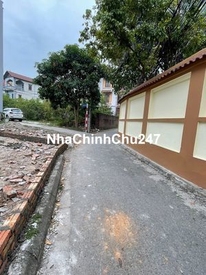 Bán 40m2 đất Xóm 5 Đông Dư Gia Lâm , ô tô tải chạy thông