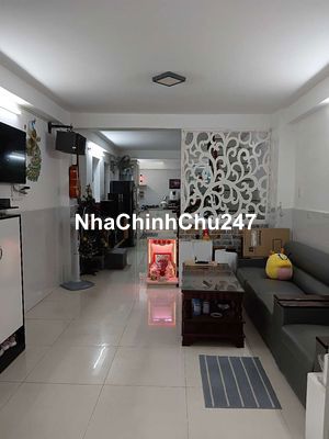 Bán nhà chính chủ 467 Hàn Hải Nguyên P.1 Q11