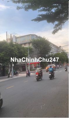 Bán nhà MT đường Số 23, khu Bình Phú, 4 x 19m, cấp 4, giá 12.9 tỷ