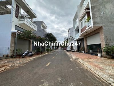 Đất Đấu Giá Hà Huy Tập, cách Phan Chu Trinh 500m