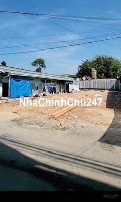 Chính chủ chào bán lỗ lô đất 230m2 ,vị trí đẹp,mặt tiền đường,sổ sẵn!!