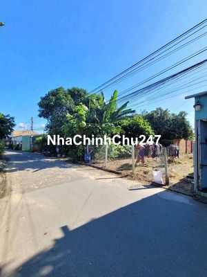 Bán rẻ lô đất lớn ngay ngã 4 bình thung dĩ an