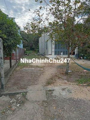 Cần bán đất có nhà mới xây chính chủ gần UBND xã , trường học, chợ