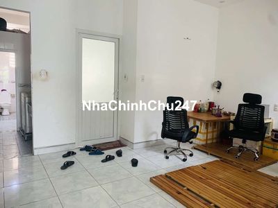 NGAY TRUNG TÂM QUẬN THANH KHÊ CHỦ CẦN BÁN GẤP NHÀ 3 TẦNG KIỆT OTO .