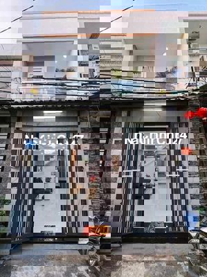 Nhà mới xây chủ nhà kí gửi cho e bán