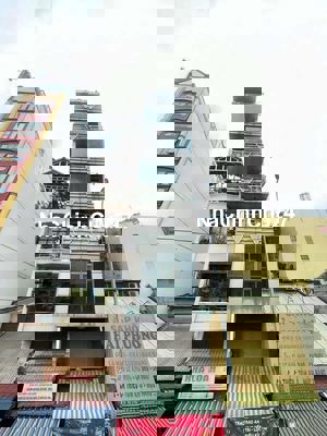 Cần bán  NHÀ CHÍNH CHỦ giấy tờ rõ ràng buôn bán nhanh gọn.