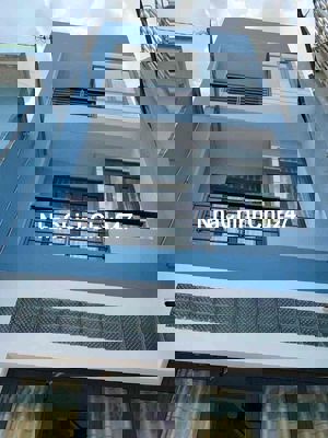 CHÍNH CHỦ BÁN GẤP CĂN NHÀ NGUYỄN THƯỢNG HIỀN