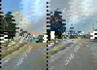 Cần bán 1023m2 có 400m2 TC mặt tiển 756B chính chủ