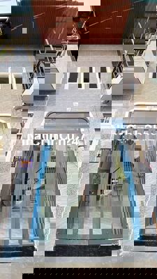 nhà vb diện tích khủng 2 mặt hẽm ngay ngã tư ga