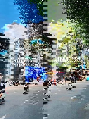 Mình chính chủ - cần bán căn nhà 2 mặt tiền đường Hoàng Sa - Tân Bình