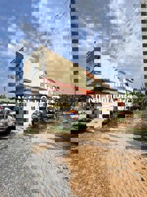 s197 Chính chủ gởi bán gấp lô đất Thị trấn Đức Hoà, Đức Hòa, Long An M