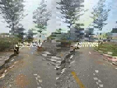 Kẹt tiền bán gấp 100m2, sổ sẵn, TC 100%, MT đường 16m, Liền Kề KCN