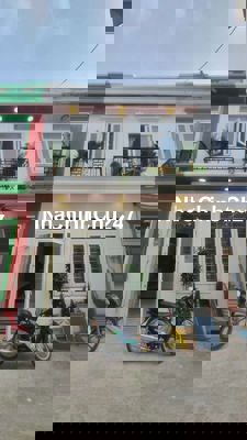 Chính chủ bán nhà 6×10 1 trệt 1 lầu 2pn 2wc khu nhà đồng bộ víp xe hơi