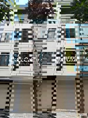 CHÍNH CHỦ GỬI BÁN NHÀ ĐẤU GIÁ MẬU LƯƠNG-KINH DOANH -GẦN SÂN BÓNG,DT60M