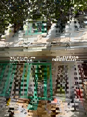 nhà sổ chung khu dân cư 100% 1 trệt 1 lầu 2pn 2 wc