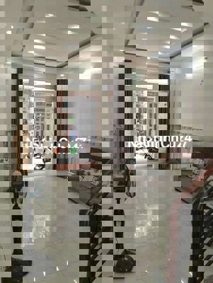 🔥NHÀ CHÍNH CHỦ GỬI BÁN 4,2x12m– GIÁ CỰC MỀM CHỈ 2 TỶ 200 TRIỆU
!