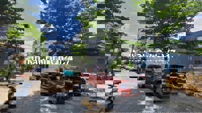 Bán đất ngay gần ngã tư miếu ông cù, sổ hồng riêng ngay chợ Phú Phong