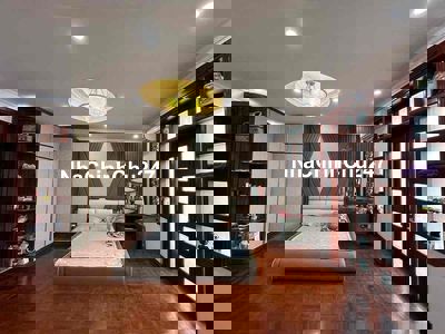 Chính chủ bán nhà Duy Tân, phân lô 3 gác tránh, 2 thoáng, KD, 32m2*5T