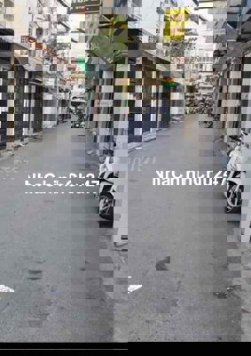 chính chủ đi định cư cần bán nhà 1/ Huỳnh Văn Bánh