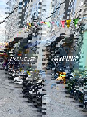 Bán nhà 206,90m2 có 4 phòng trọ nhà đầy đủ tiện nghi /nhà chính chủ