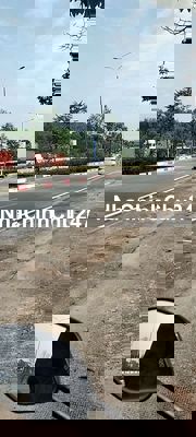 Chủ cần bán 100m2, TC 100%, sổ sẵn, XD tự do, cách QL13 900m, đường 8m