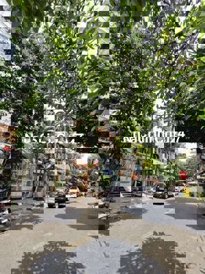 Bán nhà 7chỗ ngủ ngay ngã đường 15 Tân Kiểng
hơn 100tr/m2 C4 chính chủ