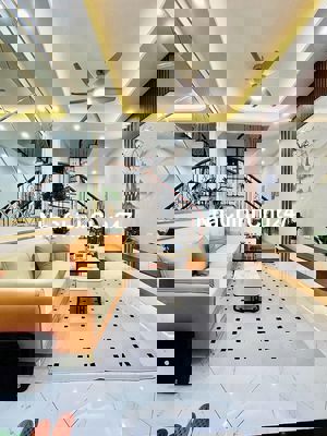 Chính chủ bán nhà Phạm Ngọc Thạch, Ngõ 2 ôtô tránh ,34 m* 6T nhỉnh 12t