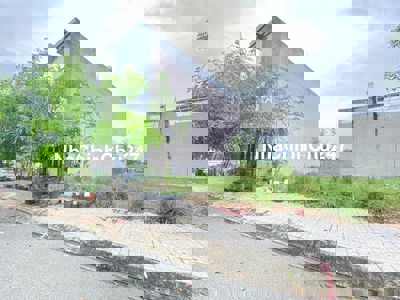 Bán Đất Sổ Hồng Riêng Giá Rẻ DT : 4*18=72m2 Shr Giá : 999Tr Hướng Nam