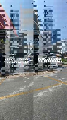 Chủ gấp bán giảm 3tỷ, Mặt tiền Tân Phú