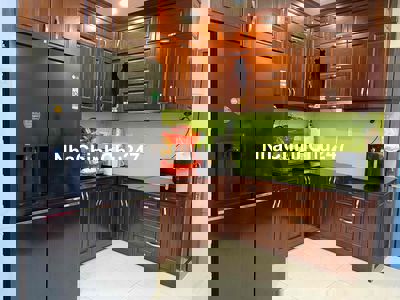 Cần tiền bán gấp nhà HXH, 3 tầng Tân Hoá P1 Q11