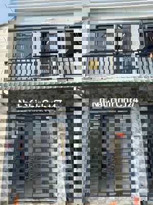 Bán Nhà Long An 4mx10m sau lưng chợ Mỹ Hạnh giá 335tr bao hết giấy tờ