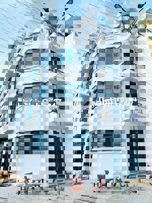 NHÀ LÔ GÓC 5PN CÓ THANG MÁY GẦN NÚI CÔ TIÊN 20 TRIỆU/THÁNG