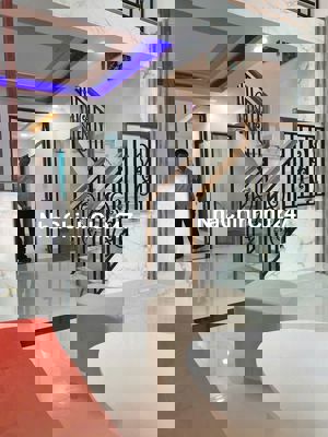 Nhà gác lửng đúc đẹp, 2/ ngắn đường Lê Thị Hà, xã Tân Xuân, Hóc Môn