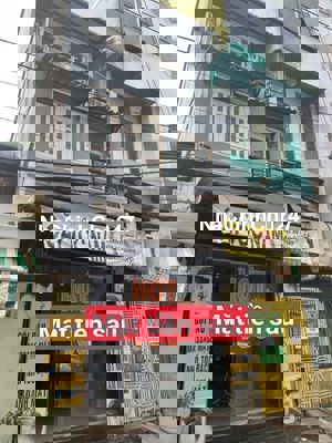 NHÀ NỞ HẬU 2 MẶT TIỀN ĐƯỜNG BUÔN BÁN SẦM UẤT, GÒ VẤP