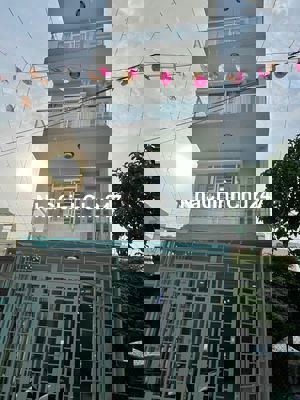 Nhà TNN 01 quận 12, 60m2, 1 trệt 3 lầu 1 thượng, đường 12m chính chủ