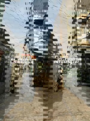 Nhà 2MT hẻm 5m 2.5tấm Luỹ Bán Bích - Hoà Bình ngay Đầm Sen Quận 11