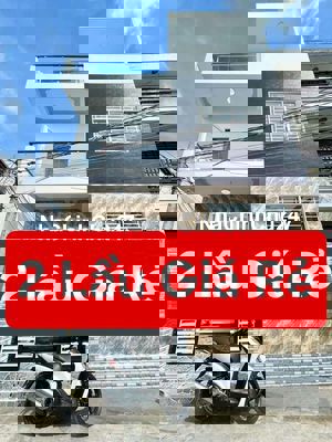 NHÀ 2 LẦU - HẺM 115 ĐƯỜNG CMT8