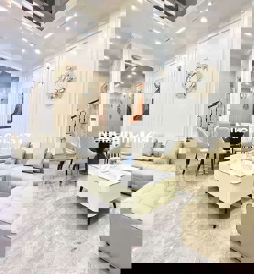 Hiếm, chính chủ bán căn nhà phố ngọc lâm, ngõ thông, oto, thang máy,