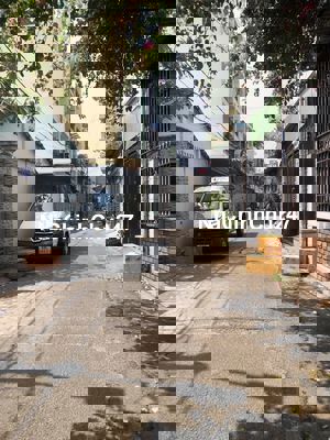 Góc 2MT Xe Hơi 6m, ko lộ giới , CN đủ,20m r chợ, 4,1x13 Phạm Văn Chiêu