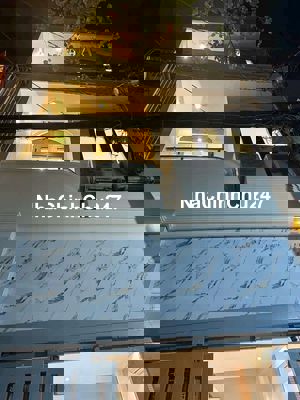 Bán nhà hxh 3m, 4 tầng Thích Quảng Đức, P.5, 32m2, 3pn, giá 7,45 tỷ tl