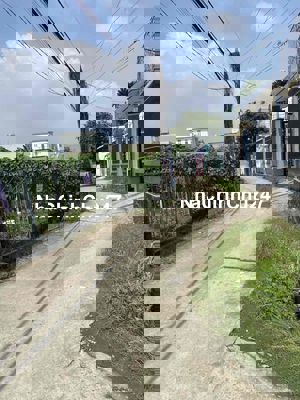 Chính chủ gửi cần bán gấp nhà mới xây tại phường Bửu Hòa, TP. Biên Hòa